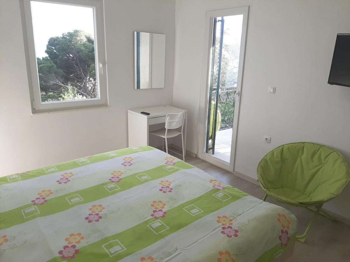 Apartman Maslina Pisak Esterno foto