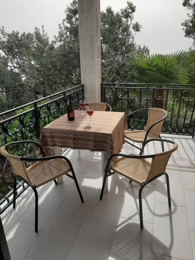 Apartman Maslina Pisak Esterno foto