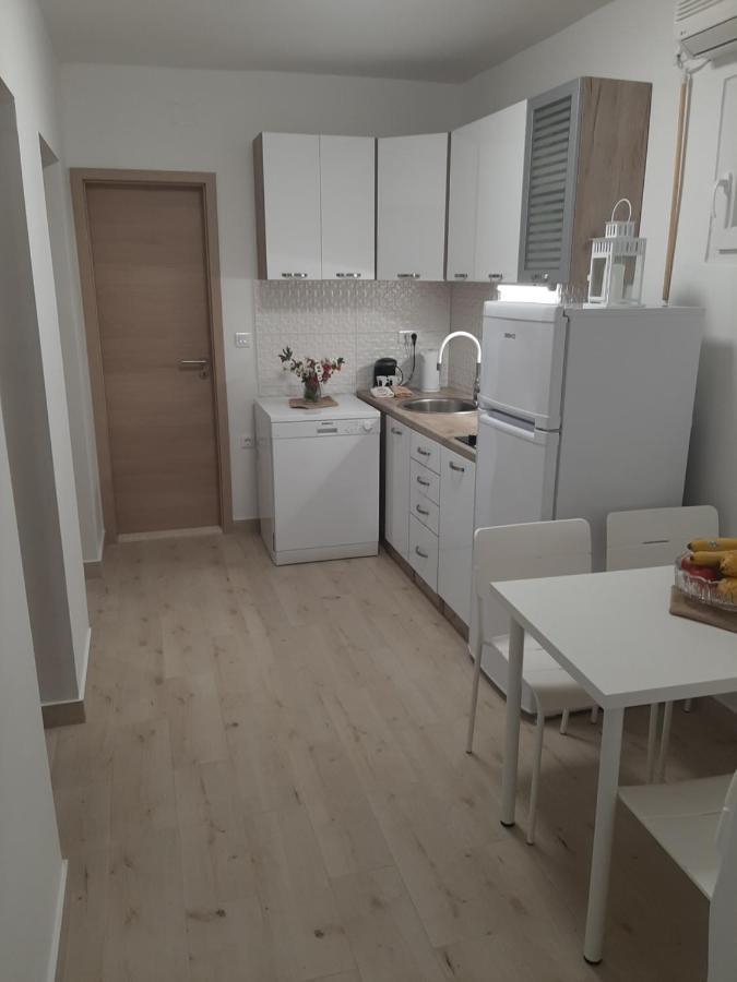 Apartman Maslina Pisak Esterno foto