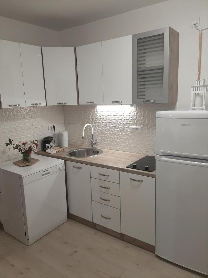 Apartman Maslina Pisak Esterno foto