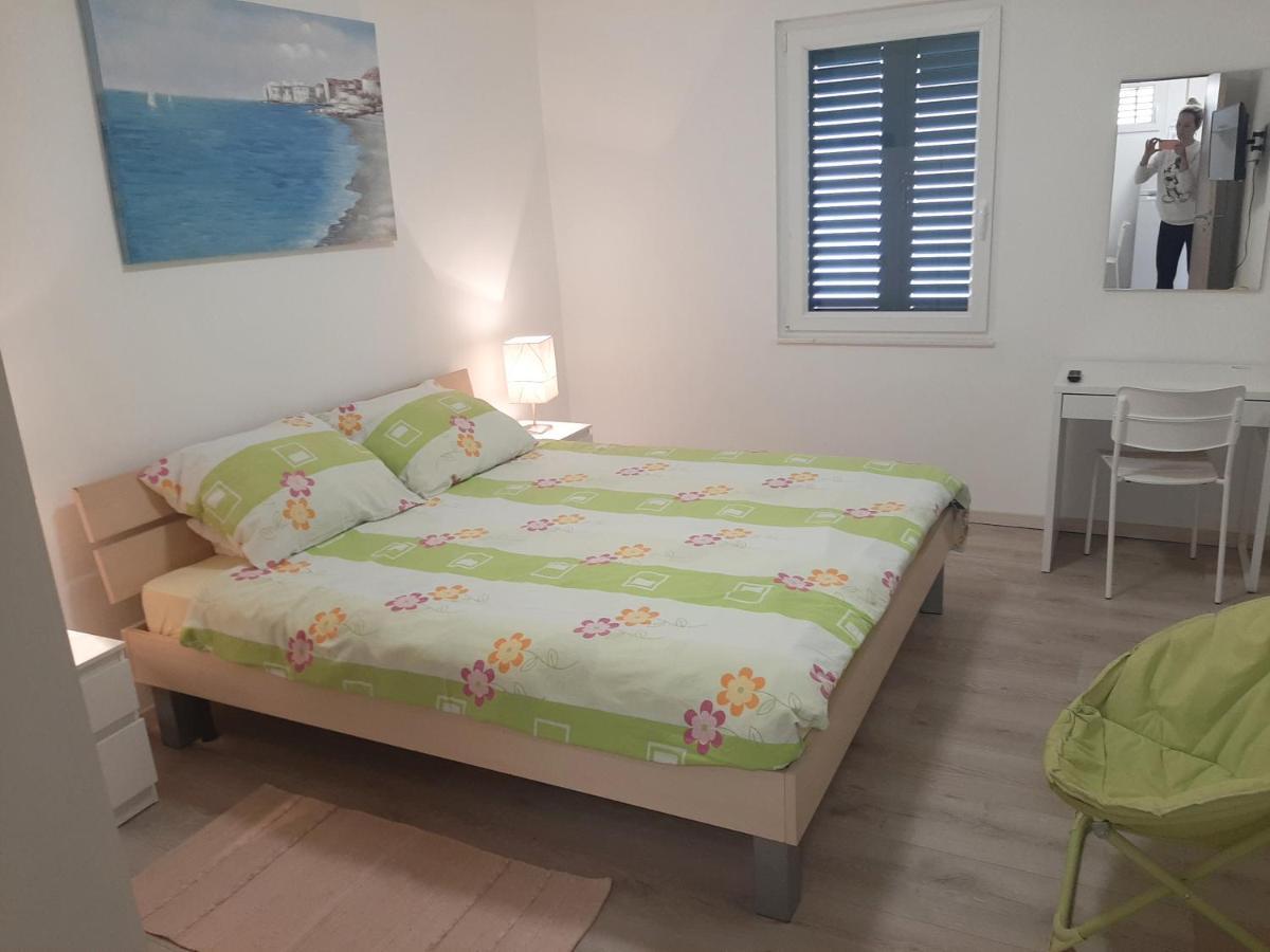 Apartman Maslina Pisak Esterno foto