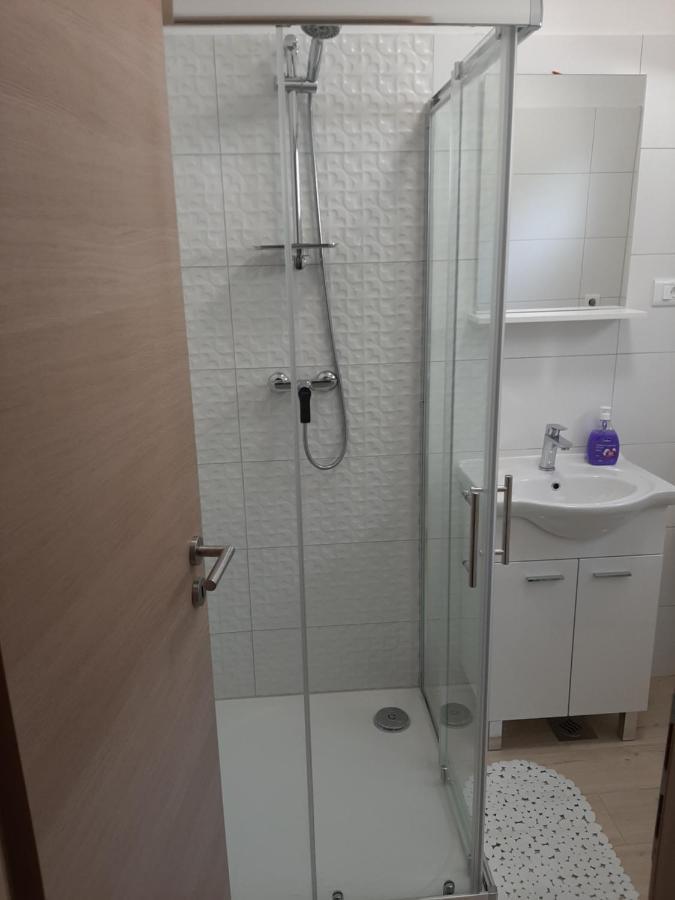 Apartman Maslina Pisak Esterno foto