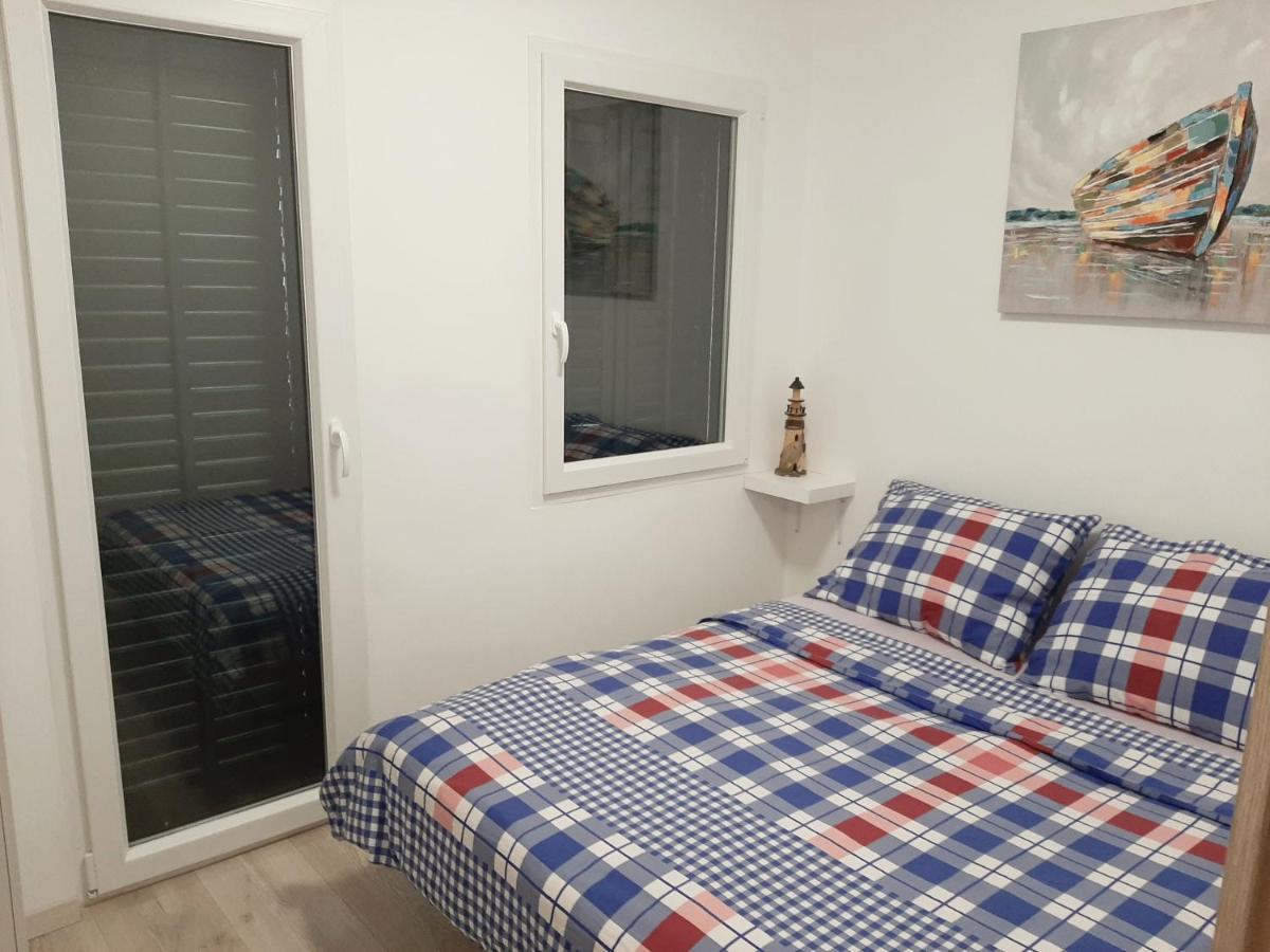 Apartman Maslina Pisak Esterno foto